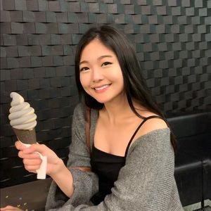 Meet your Posher, Ashley